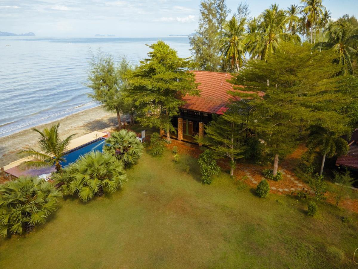 The Chevalley Beach Resort Satun Exteriér fotografie