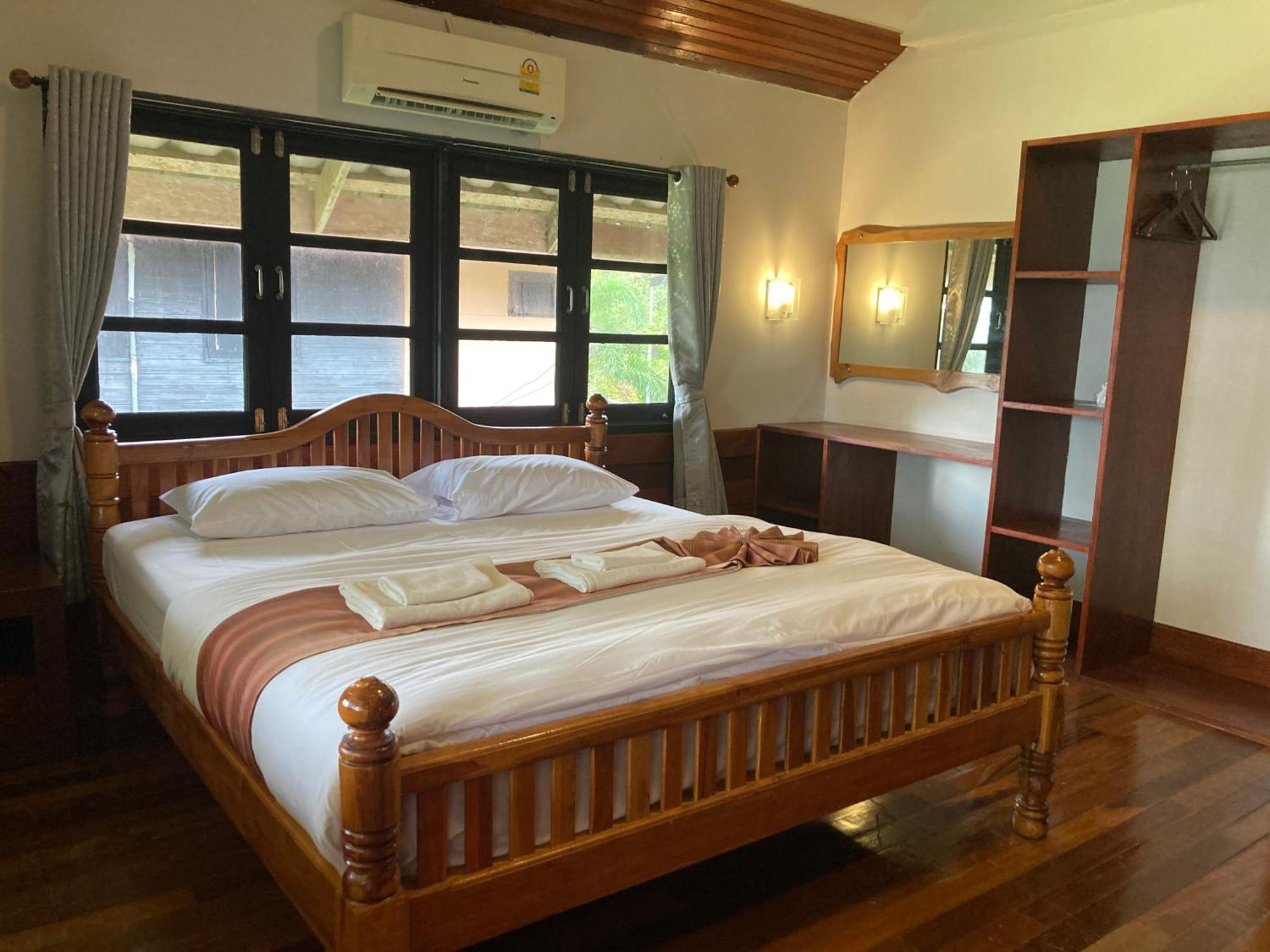 The Chevalley Beach Resort Satun Exteriér fotografie