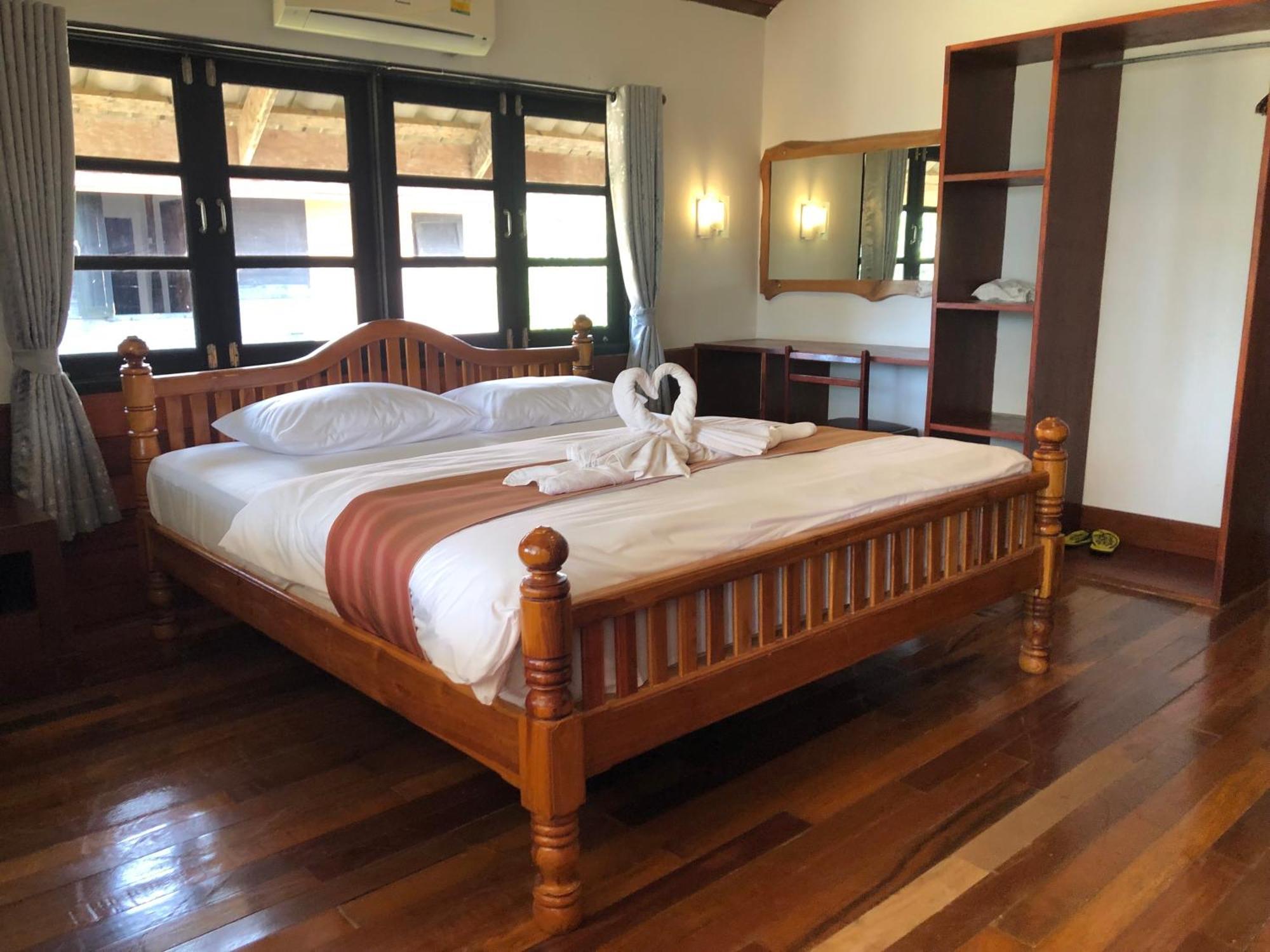 The Chevalley Beach Resort Satun Exteriér fotografie