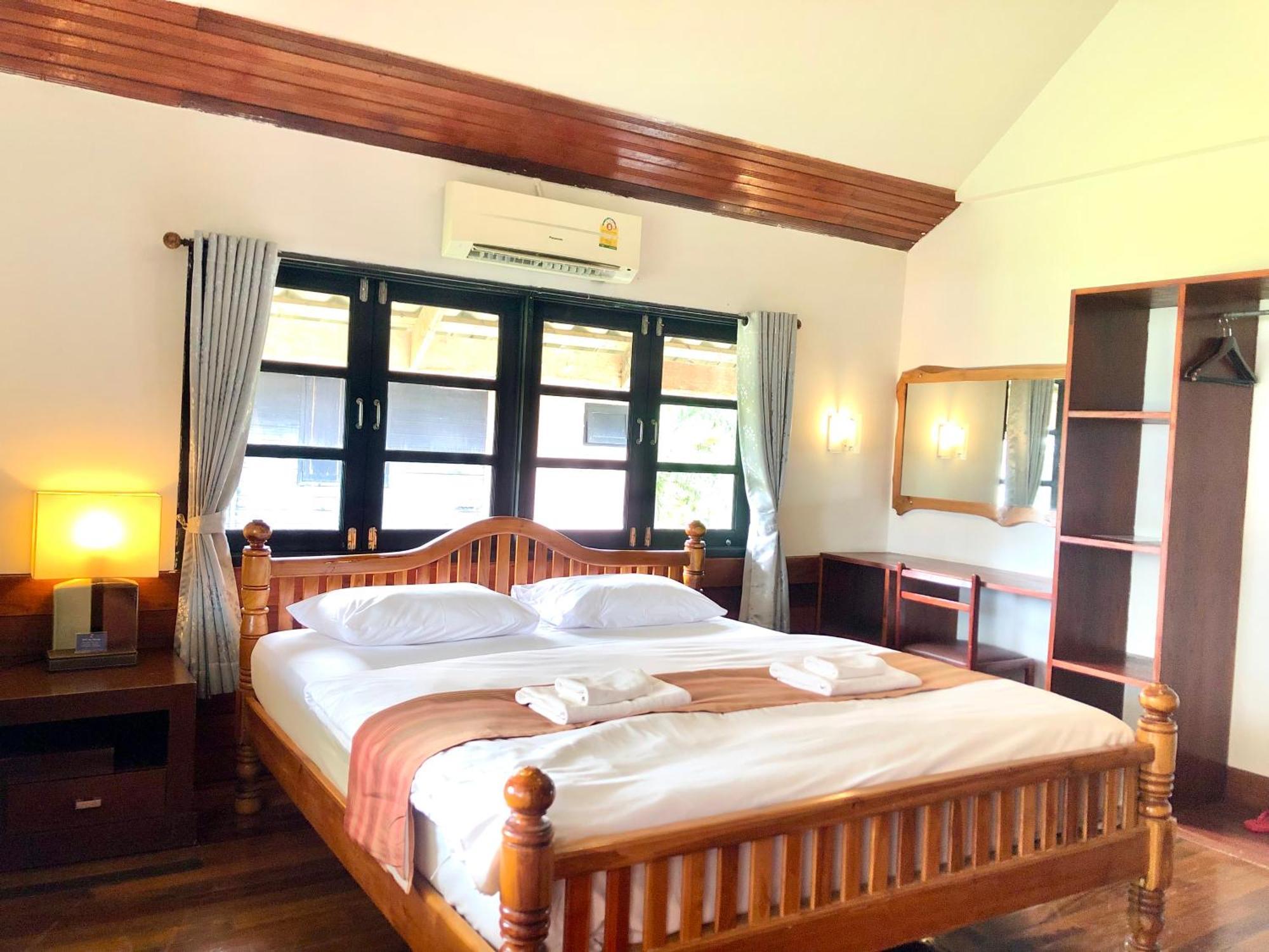 The Chevalley Beach Resort Satun Exteriér fotografie