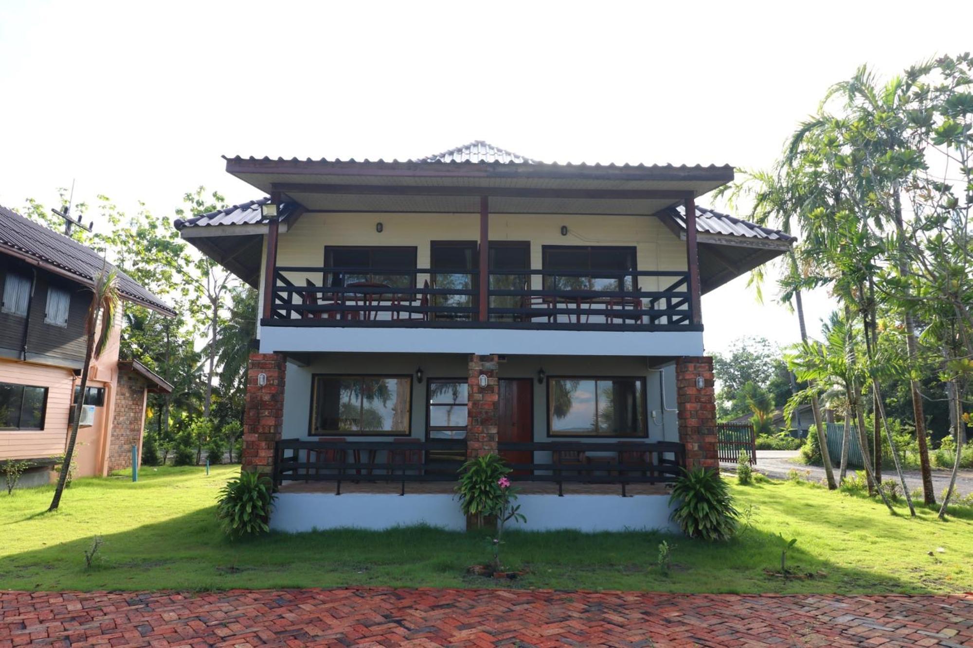 The Chevalley Beach Resort Satun Exteriér fotografie