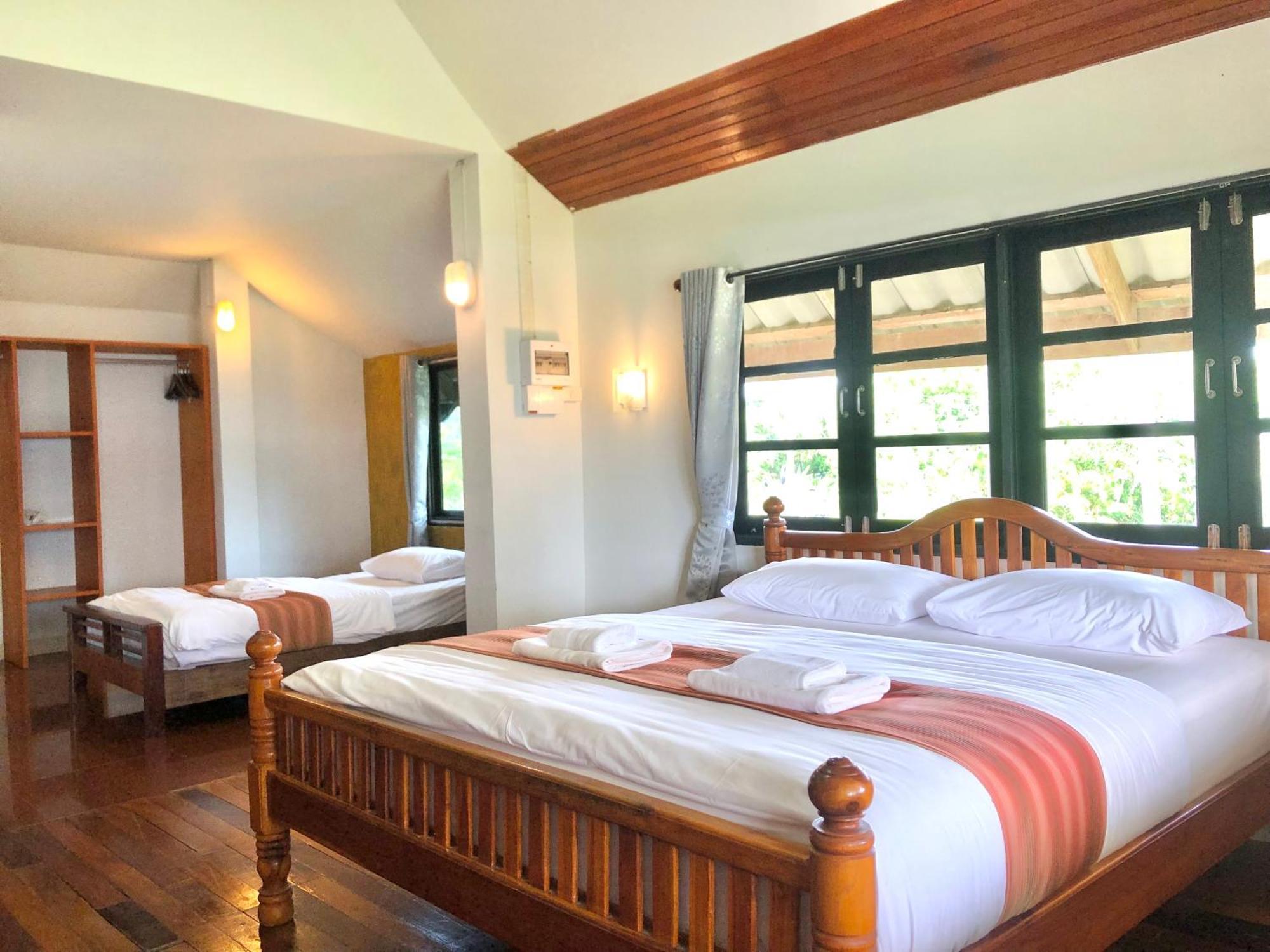 The Chevalley Beach Resort Satun Exteriér fotografie
